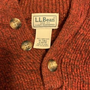 LL BEAN SWEATER